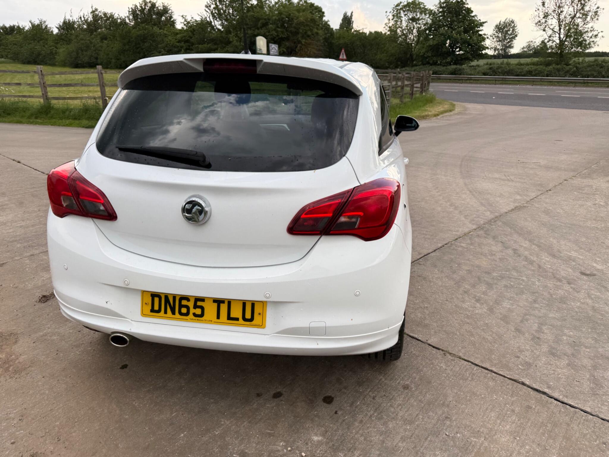 Vauxhall Corsa 1.4i ecoTEC Limited Edition Euro 6 3dr — photo 66 of 96